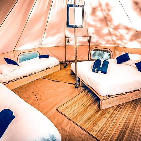 Lodg'Ing Secret Camp Ariege 호텔 Lordat 외부 사진